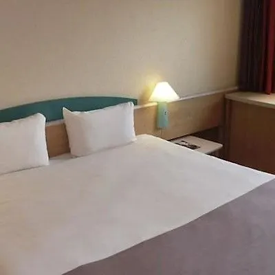 Ibis Centrum 3* Lovaň